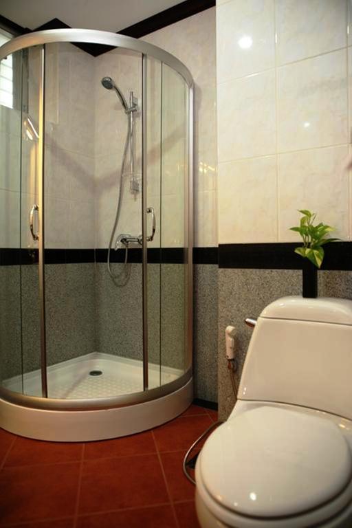 Vansana Riverside Hotel Виентиане Стая снимка